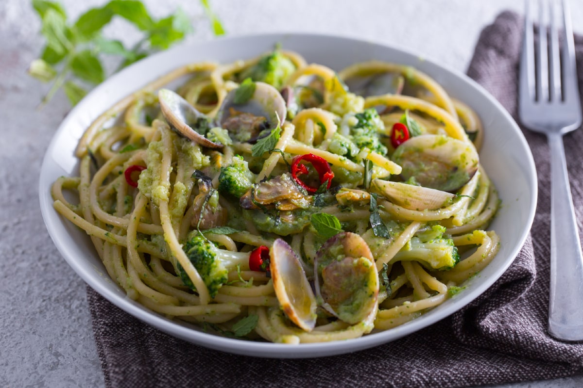 Pasta mit Venusmuscheln und Brokkoli