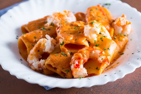 Paccheri mit Scampi- und Garnelencreme