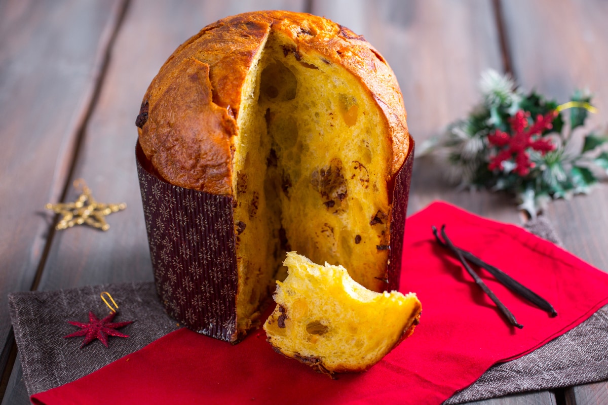 Panettone mit Birnen und Schokolade