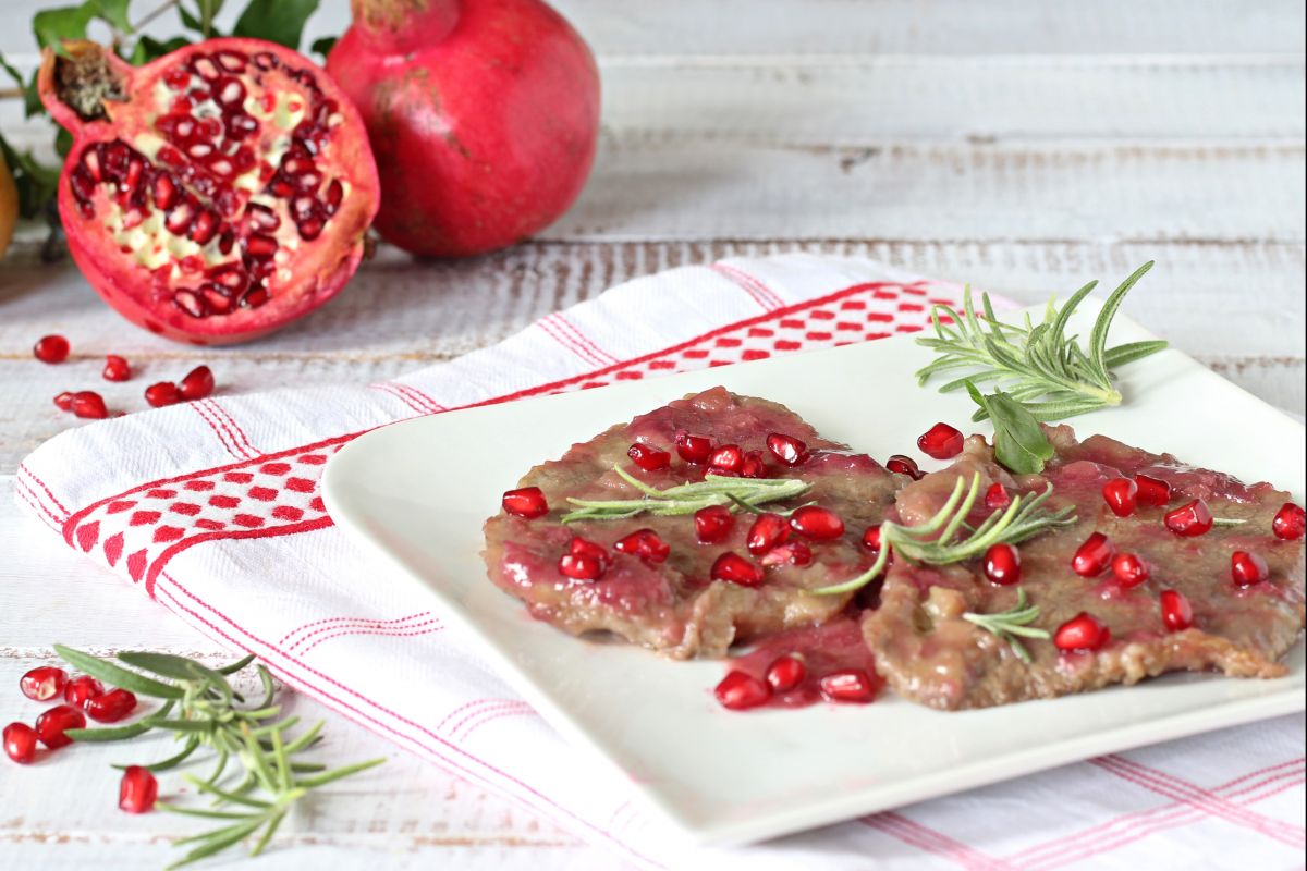 Kalbsschnitzel mit Granatapfel