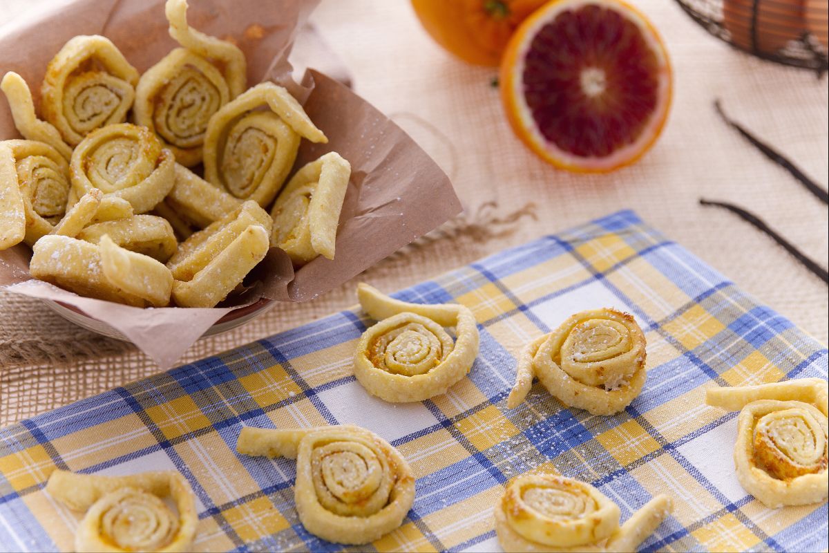 Süße Tagliatelle für Karneval