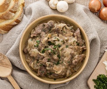 Rindfleisch Stroganoff